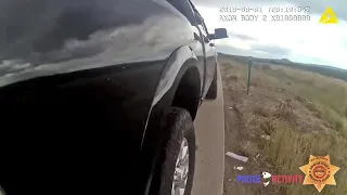Police USA - Fusillade sur le bord d’une route 🔞😳