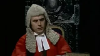 Monty Python Sketch Juicio (Spanish subs)