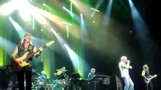 Deep Purple PALALOTTOMATICA 12 DIC 09 SMOKE ON THE WATER !!!.mp4