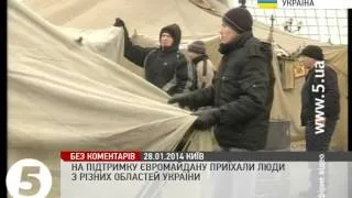 На #Євромайдан масово з'їжджаються люди