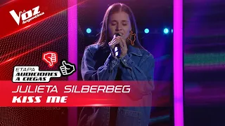 Julieta Silberberg - "Kiss Me" - Audiciones a Ciegas - La Voz Argentina 2022