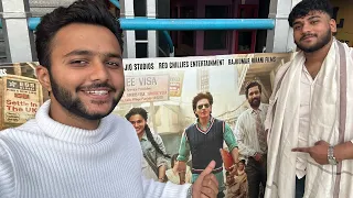 Dunki movie first day first show😍#dunki #bollywood #youtube #vlog #viralvideo #youtube #sharukhkhan