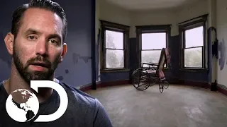 El manicomio abandonado | Encierro paranormal | Discovery Latinoamérica