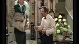 Fawlty Towers: Basil versus Manuel