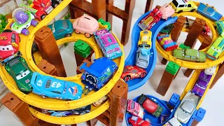 Disney Pixar Cars tomica toys☆ 個性豊かなカーズのミニカーを使ってトミカシステムの坂を走らせますよ〜♪