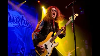 Glenn Hughes LIVE performs classic Deep Purple