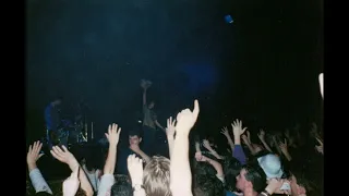 The Stone Roses - I Wanna Be Adored - Live on Glasgow Green (June 9th 1990)