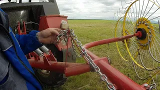 FARMVlog/Manuál používania slniečkovej hrabačky&obracačky/Zetor 7011+Z-510