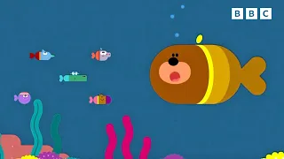 Things in the Water! | Hey Duggee