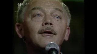 Karel Kryl - Vánoční (Maškary - koncert 1991)