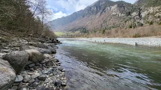 Fliegenfischen am Inn im Tirol, Österreich