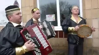 Надазовські греки,  Ялта/Azov Greek music - Yalta, Donetsk Oblast, Ukraine - March 2016