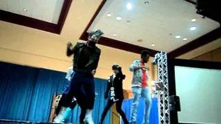 Breakdancing Kakashi singing "Billy Jean" at metrocon 2011