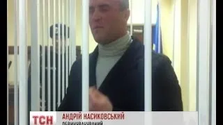 Двох звинувачених у побитті Чорновол суд залишив за гратами