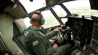 Air Heritage Fairchild C-123K Thunder Pig - Maneuvers and Landings