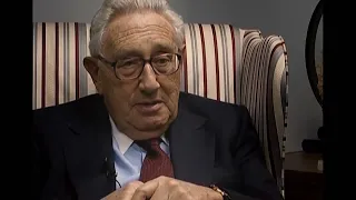 Kissinger upset - Swedish PM Palme compares Vietnam war bombings to Nazi war crimes