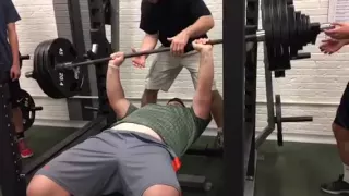 400lb bench press