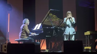 Juliette Armanet & Jean-Pierre Armanet « Les Moulins de mon Cœur » @ Festival 1001 Notes (Limoges)