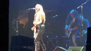 Lindsay Ell “I Don’t Love You” at Whiskey Jam 10th Anniversary 7/26/2021