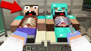 WHAT is INSIDE NOOB and PRO? SCARY SURGEON in Minecraft Noob vs Pro