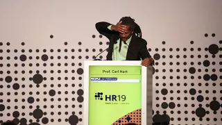 Prof. Carl Hart (Columbia University) at the closing ceremony of HR19