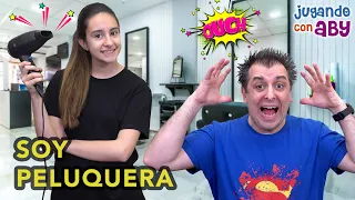 Soy PELUQUERA DE VERDAD en casa. ¡Qué lío de pelos locos!