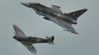 Superb! Typhoon & Spitfire - RAF Synchro-Pair Display - Biggin Hill 2015