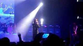 Ozzy Osbourne - Let Me Hear You Scream live 29 Nov 2010
