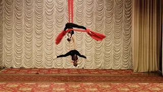 Цирковая студия "Мечта" "Гимнастки на воздушных полотнах"