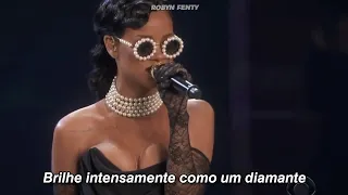 Rihanna - Diamonds (Ao Vivo no Victoria's Secret) [Tradução/Legendado]