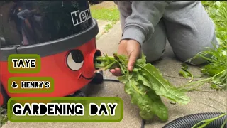 NUMATIC HENRY - Taye & Henry’s gardening day