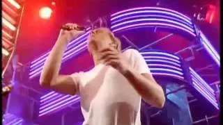 Erasure - A Little Respect (Top Of The Pops 6-oct-1988)