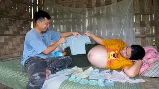 Pregnant Mother about to Give Birth. What do Poor People Prepare for Giving Birth?