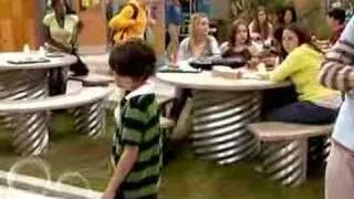 Rico kisses Hannah - Disney's Hannah Montana