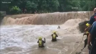 10 children narrowly escape being swept down a turbulent Georgia river