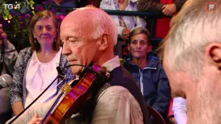 Buttons & Bows "The Norwegian Waltz Set" on FleadhTV