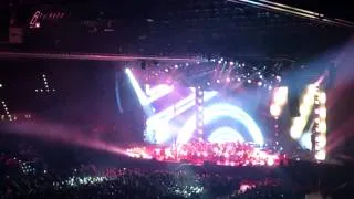 David Garrett flys over crowd | Zurich 23.10.2014