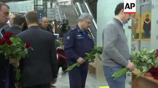 Transport minister tribute to victims in Sochi