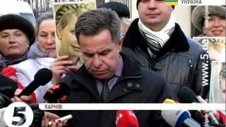 Опозиціонерів не пустили до Тимошенко