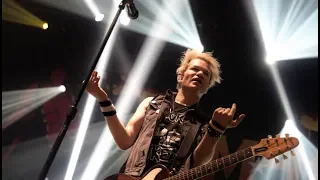 Sum 41 - Never There (Live 2019) [HD]