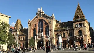 A Tour of Budapest's Central Market Hall |  The Largest Market in Hungary