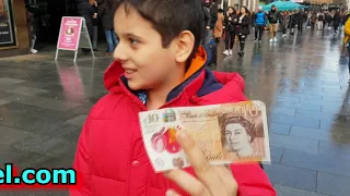 Adam gives £10 to AMAZING Living Human Statue | Street performer