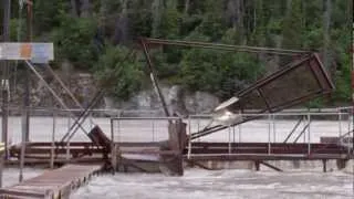 Fish Wheel on the Copper River in Chitina, Alaska Part 1