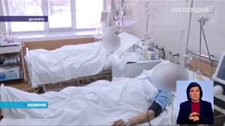 2 бійців, що дістали поранень поблизу Пісків, прооперували в Дніпропетровській обласній лікарні