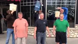 Les's ALS ice bucket challenge at Shilleilagh's