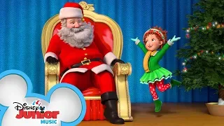 Deck the Halls with Fancy Nancy! 🎄 | Disney Junior Holiday Party on Tour| Disney Junior