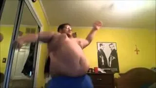 Толстяк танцует Harlem shake