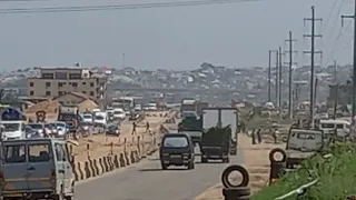 New Update- POKUASE INTERCHANGE ROAD EXTENSION PRJT: Traders distracting Contractors work @ Amasaman