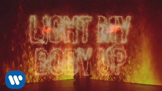 David Guetta feat Nicki Minaj & Lil Wayne - Light My Body Up (Lyric Video)