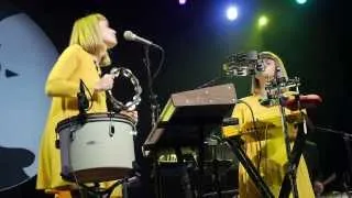 Lucius - Wildewoman (Live on KEXP)